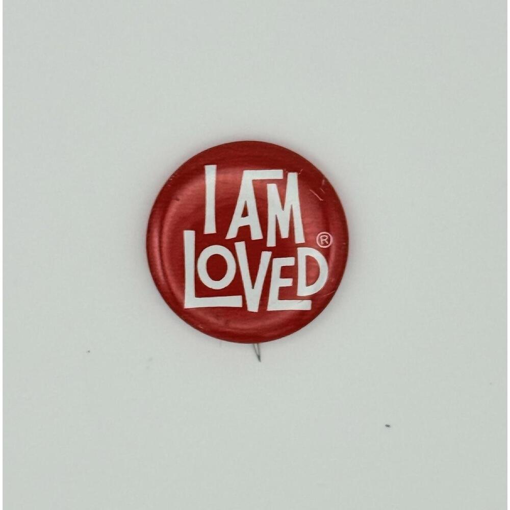 Vintage I Am Loved Pin Back Button Helzberg Diamonds Red White 1”
